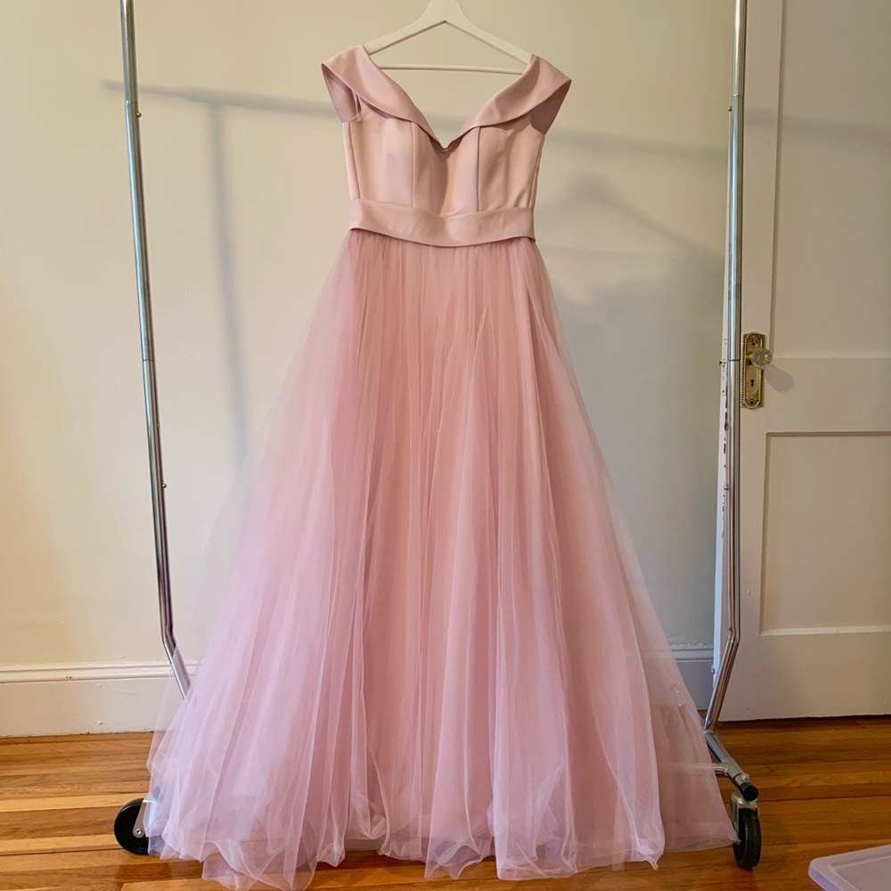 Beautiful Pink Dress - Picture 5 of 5